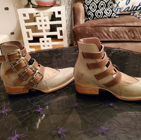 Freebird - Scarlett - Picture 2 of 5